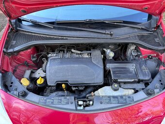 Renault Clio III 2009 - 9