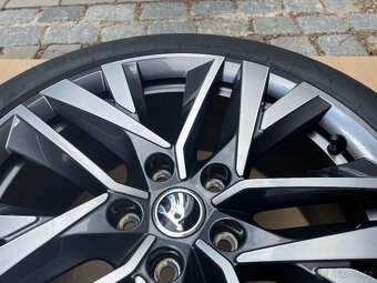 OCTAVIA IV R18 NOVÁ LETNÍ SADA LERNA 225/45/18 91Y DOT2025 - 9