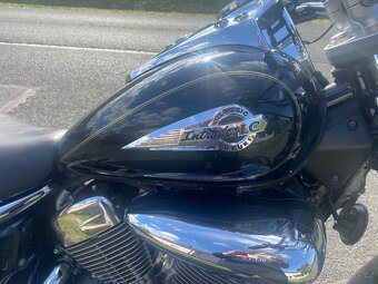 Suzuki Intruder - 9