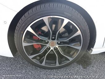 Kia Ceed GT 1,6 T-GDI - 9