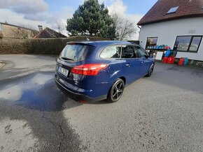 Ford Focus 1.6 benzín 77 kw 2017/9 koupeno v ČR - 9