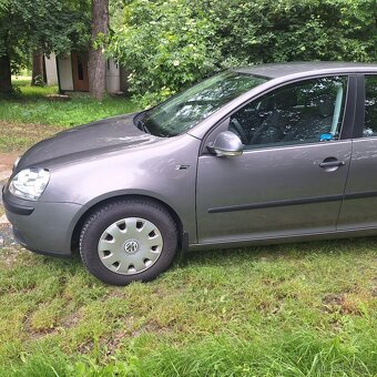 Volkswagen GOLF 5 - 9