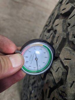 Sada pneu vzor BfGoodrich A/T, 205/70/15- 5 ks - 9