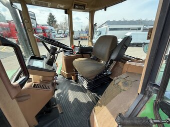 John Deere 7800 - 9