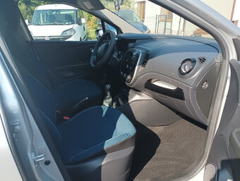 Renault Captur 0,9  hatchback - zachovalý vůz  - 9