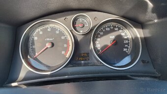 Opel Astra H 1,4 16V 66kW 2005 LPG - 9