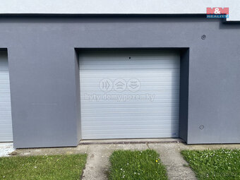 Prodej bytu 4+1, 88 m² s garáží, Semice u Písku - 9
