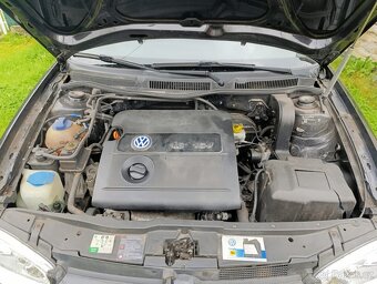 Volkswagen Golf Variant 1.6 16 V (77 kW), rok 2002, kombi - 9