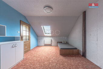 Prodej bytu 2+1, 60 m², Lom, ul. Husova - 9