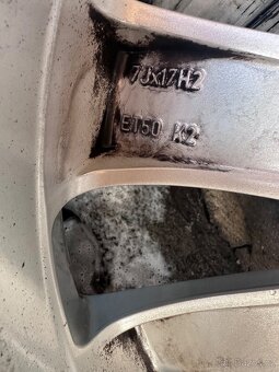 Letní sada alu kol Volvo V40 205/50 R17 - 9