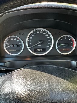 Mercedes C 200 CDI - 9