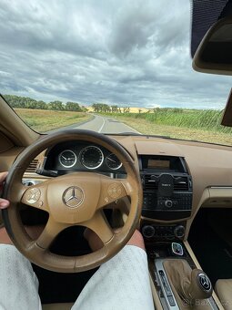 Mercedes C w204 - 9