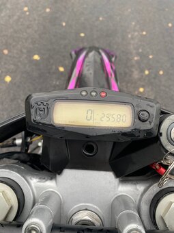 Husqvarna SM/WR 125 - 9