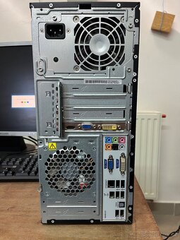 HP Elite 7100 MT - 9