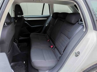 Škoda Octavia Combi 2.0 TDI Ambition - 9