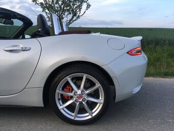 originál kola Mazda 205/45 R17 - 9