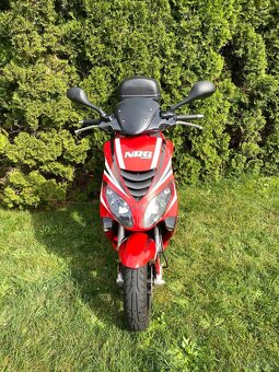 Skútr Piaggio NRG 50 - 9