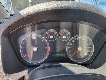 Ford Focus C-Max - 9