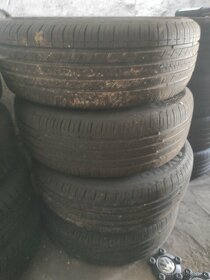 Prodám sadu disků VW 6,5Jx16H2 ET33 + pneu 215/65/R16 - 9