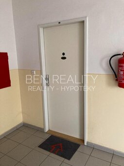 Exlusivně nabízíme na pronájem - cihlový byt 1+1 36m2 v klid - 9