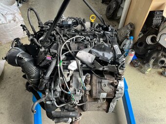 VOLKSWAGEN ŠKODA SEAT AUDI 1.6 TDi - 9