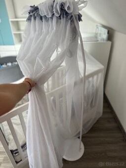 Dětský pokoj KOMPLET postýlka přebalovací pult skříně IKEA - 9