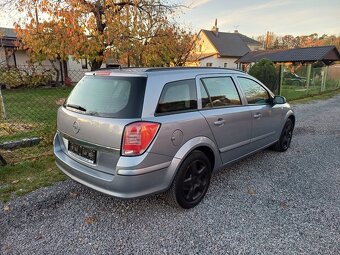 Benzínová Opel Astra 1.8 ..16V Tempomat - 9