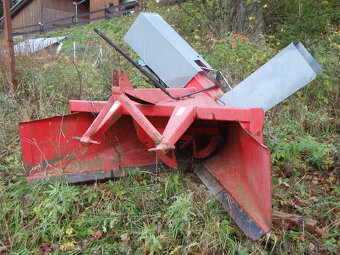 Sněhová fréza za traktor - 9