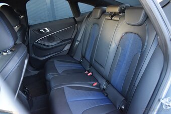 BMW 218d ///MSPORT DPH ČR 1.MAJITEL - 9