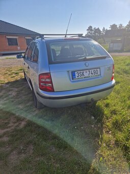 Škoda fabia 1.4 16V Combi elegance - 9
