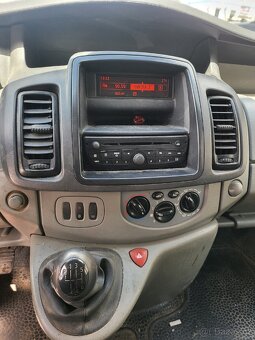 Renault Trafic 2.0 dci,84kw, rok 2012,nová STK. - 9