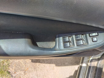 Toyota Avensis 2,0 D-4D - Combi - 9