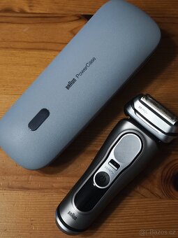 Holicí strojek Braun Series 9 PRO+ Wet&Dry 9675cc - 9
