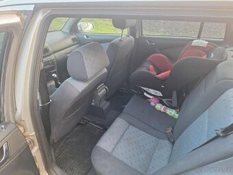 Škoda Octavia combi 1.9 tdi - 9