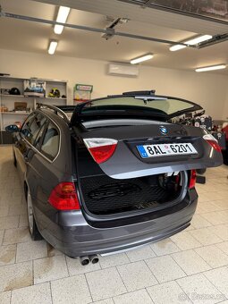 BMW e91 330i 200kw 197 000km - 9