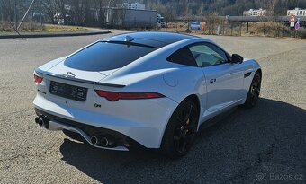 Jaguár F-type 5.0i V8 4x4 405kW 28000km - 9