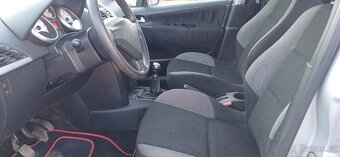 Peugeot 207 1.4 i klimatizace - 9