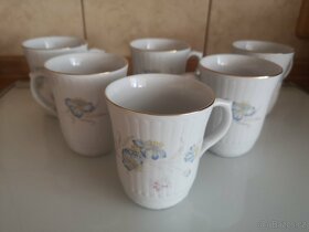 Příbory-staré-zbytky,lis na česnek,struhadlo,lopatka -retro. - 9