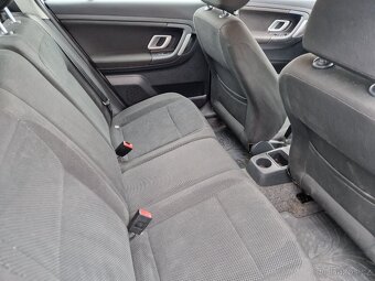 Škoda Fabia 1.4 16V benzin 63 kw - původ ČR - top výbava - 9