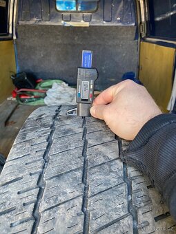 235/65/16C celoroční Barum 2ks - 9