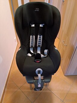 Britax romer safefix ece r44/04 - 9