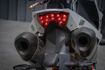 KTM 990 Super Duke R - 9