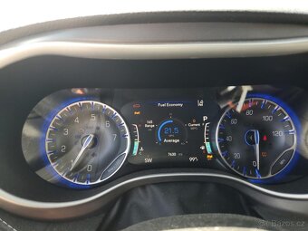 CHRYSLER PACIFICA TOURING L 2023 - 9