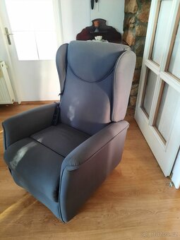 Polohovací křeslo PC 15500,- - 9