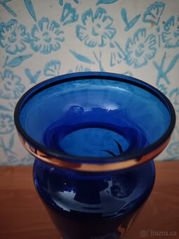 Modrá skleněná váza - 9