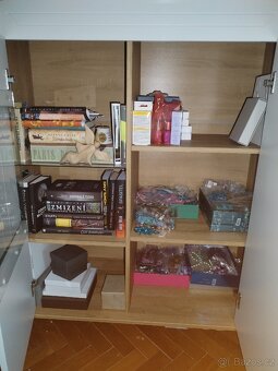 Skříňka kamkoliv - 9