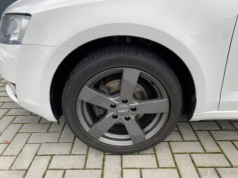 Škoda Octavia, 1.4 TSI 103kW-ELEGANCE-103TKM - 9