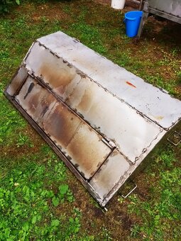 Nerezový gril na prase - 9