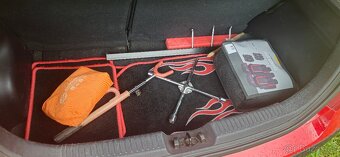 PRODÁM Hyundai i 10 51700km CZ - 9