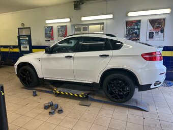 Bmw x6 - 9